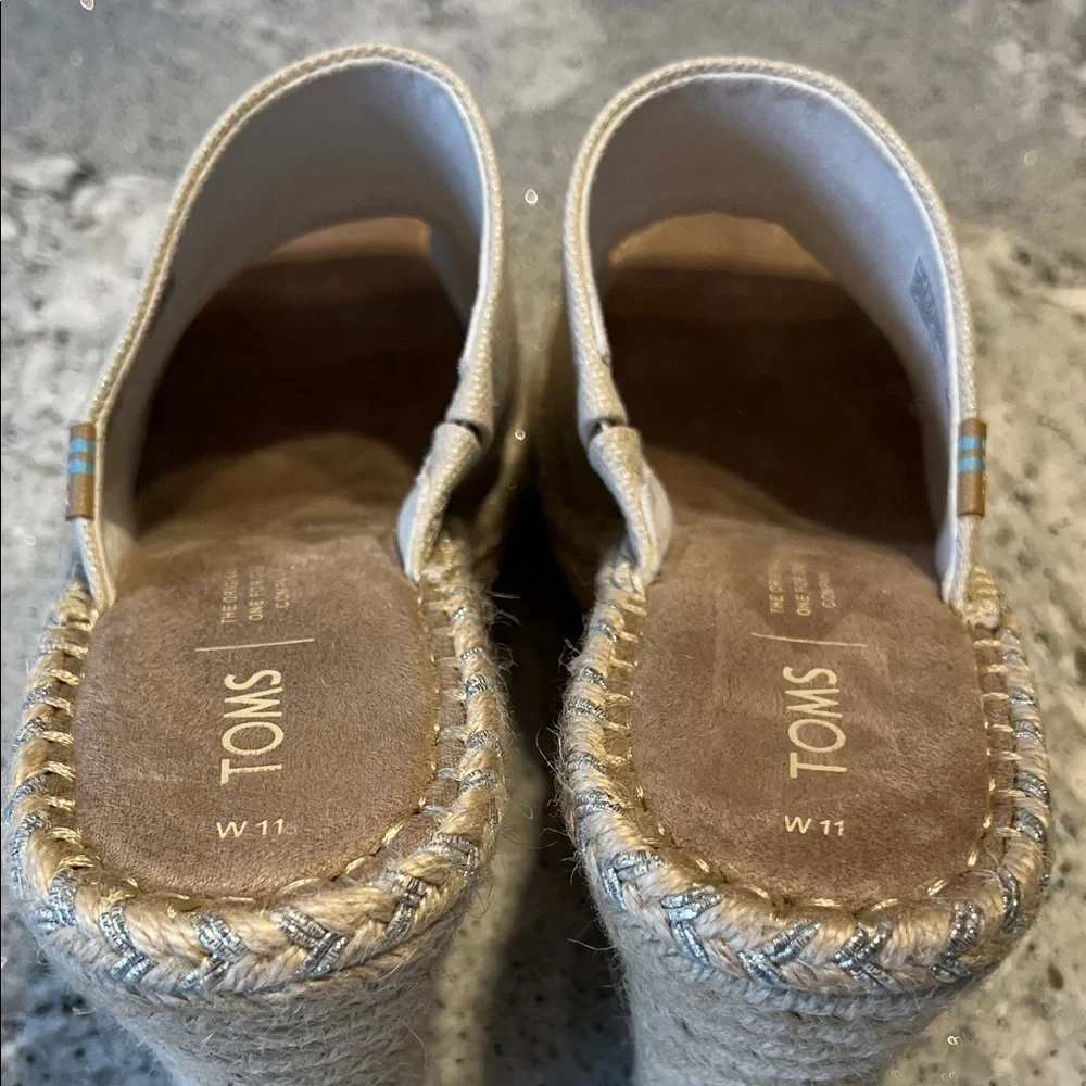 TOMS Beige Suede Wedge Espadrilles Size 11